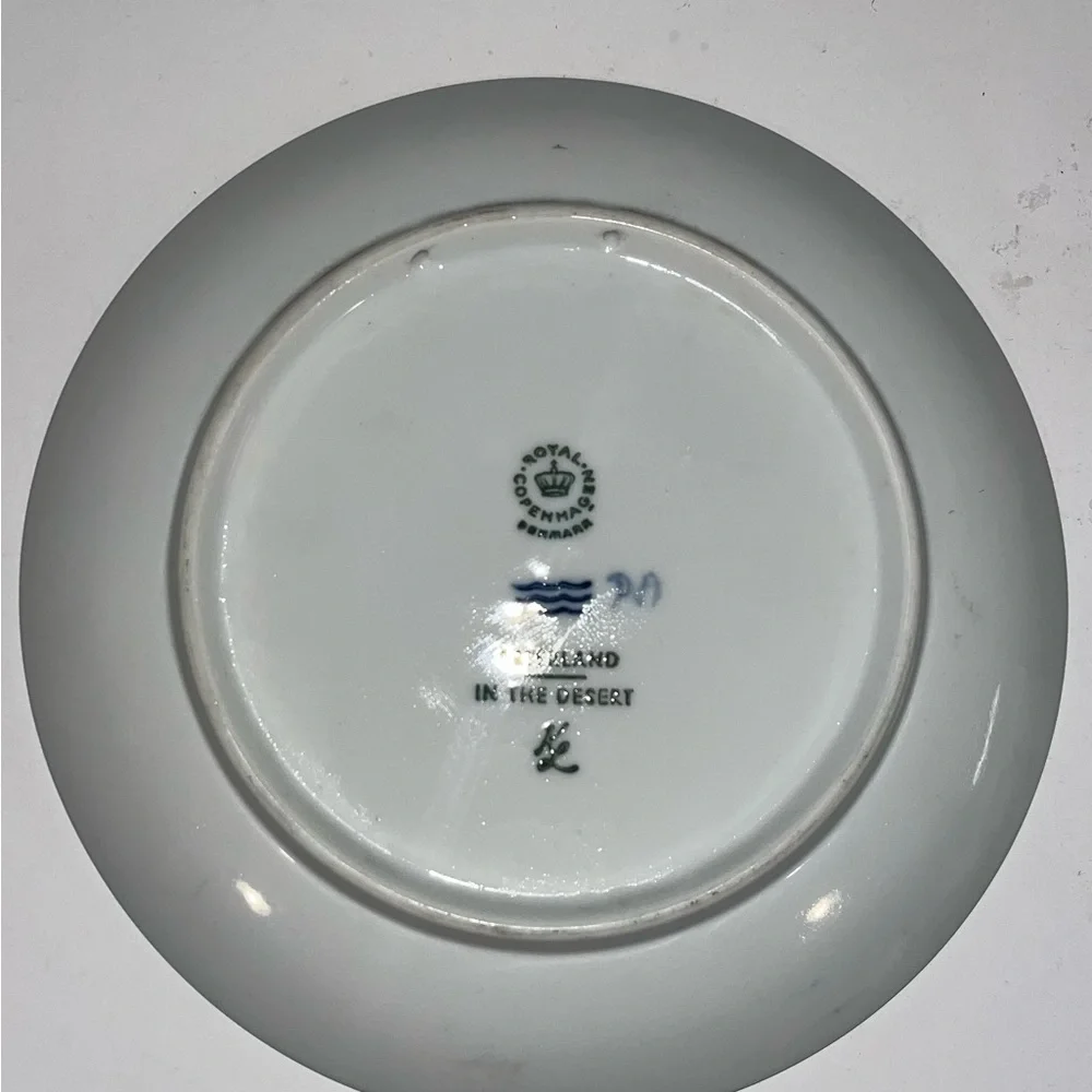 Royal Copenhagen “in desert”